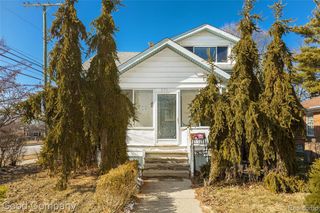 834 W Houstonia Avenue, Royal Oak, MI 48073