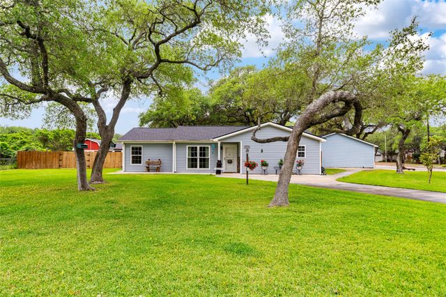 2175 Sixth Street, Ingleside, TX 78362