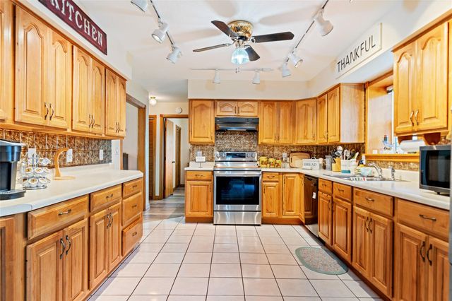 2175 Sixth Street, Ingleside, TX 78362