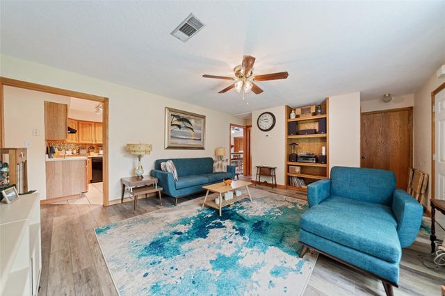 2175 Sixth Street, Ingleside, TX 78362