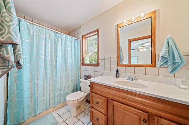 2175 Sixth Street, Ingleside, TX 78362