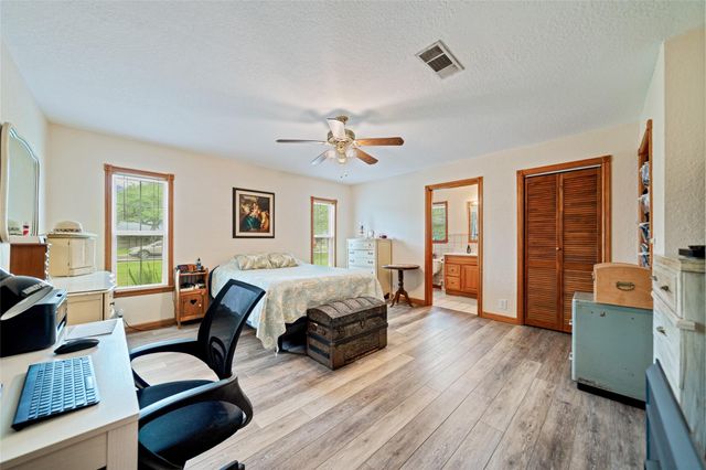 2175 Sixth Street, Ingleside, TX 78362
