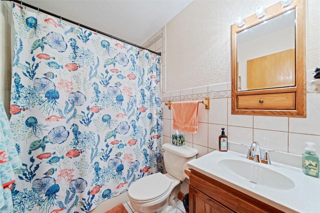 2175 Sixth Street, Ingleside, TX 78362
