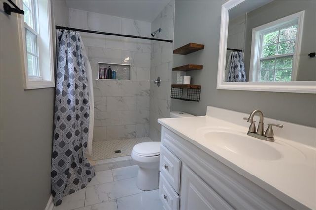 397 Thorn Thicket Drive, Rockmart, GA 30153