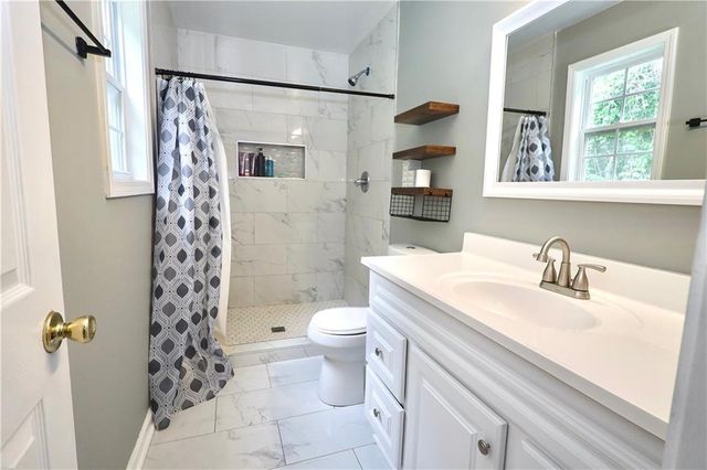 397 Thorn Thicket Drive, Rockmart, GA 30153