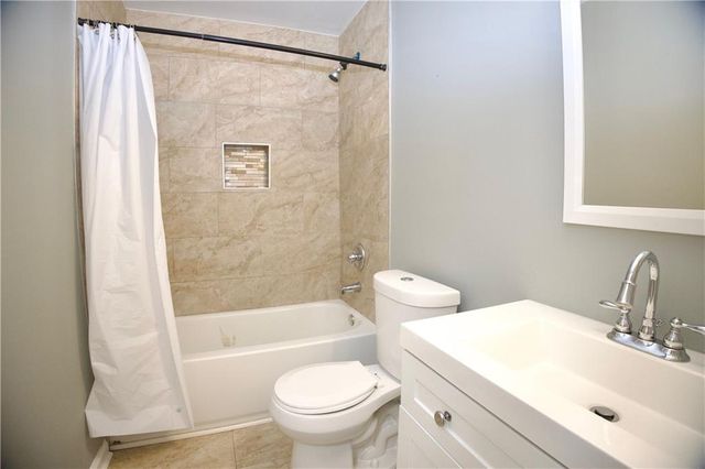 397 Thorn Thicket Drive, Rockmart, GA 30153