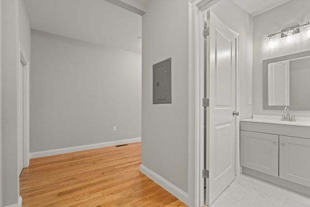 492 Cabot Street 1A, Beverly, MA 01915
