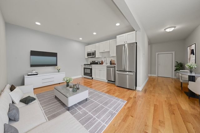 492 Cabot Street 1A, Beverly, MA 01915