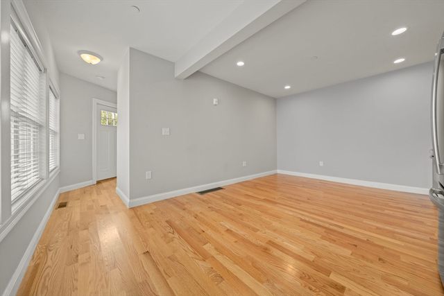 492 Cabot Street 1A, Beverly, MA 01915