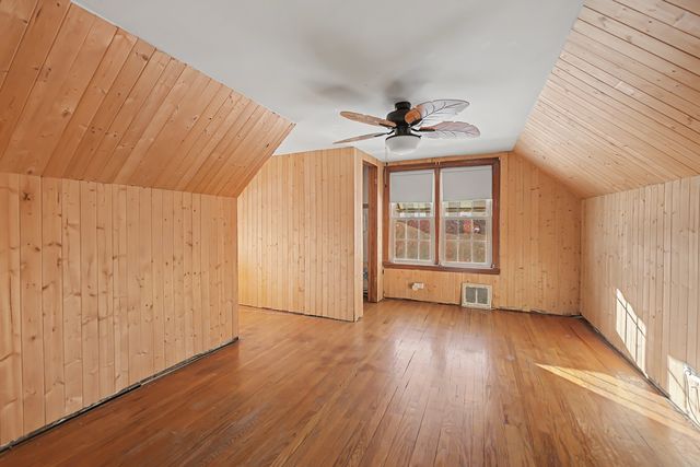 880 Bemis Road, Glen Ellyn, IL 60137