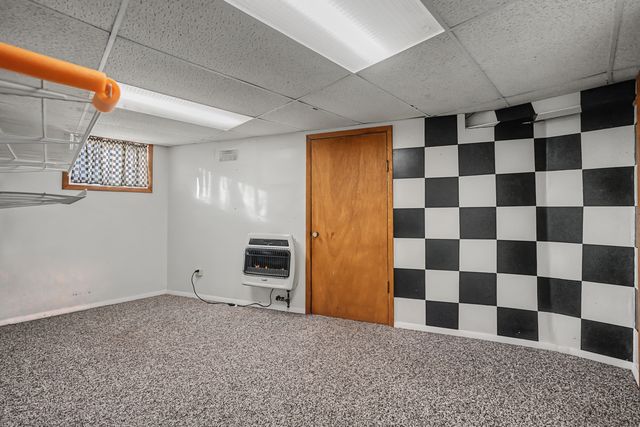 880 Bemis Road, Glen Ellyn, IL 60137