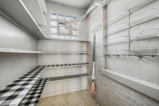 880 Bemis Road, Glen Ellyn, IL 60137