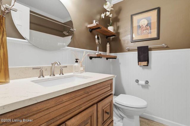 10504 Larkhall Ct, Louisville, KY 40223