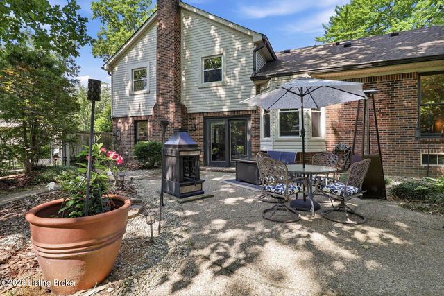 10504 Larkhall Ct, Louisville, KY 40223