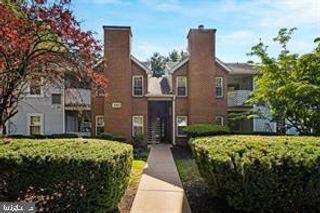 407 DIAMOND DR, Newtown, PA 18940