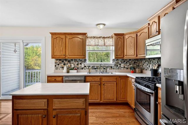 3445 Lynch Road, Pacific, MO 63069