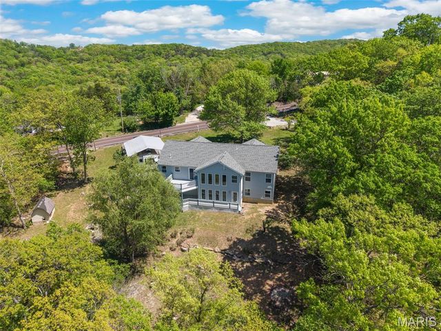 3445 Lynch Road, Pacific, MO 63069