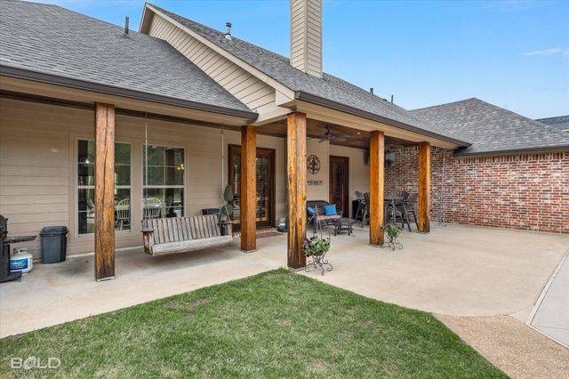 186 Hallmark Drive, Stonewall, LA 71078