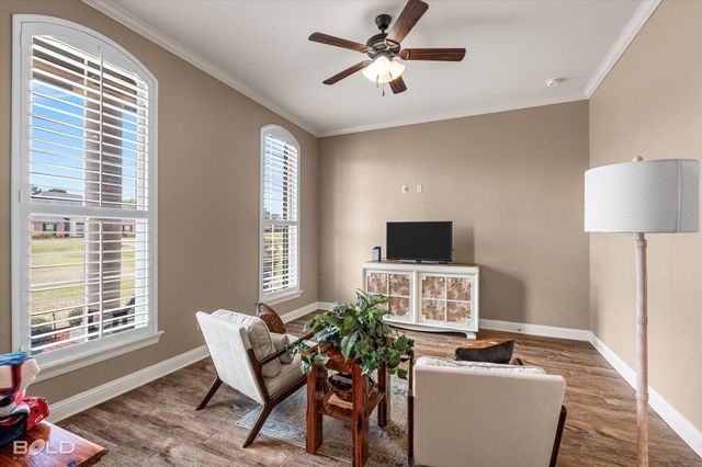 186 Hallmark Drive, Stonewall, LA 71078