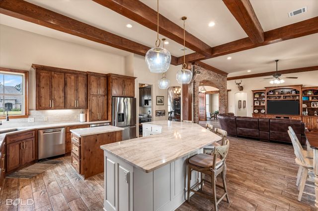 186 Hallmark Drive, Stonewall, LA 71078