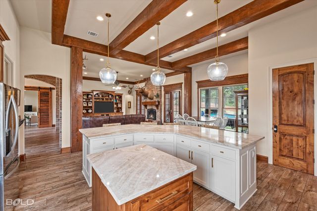 186 Hallmark Drive, Stonewall, LA 71078