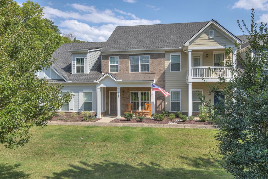2547 Hidden Creek Ct, Columbia, TN 38401