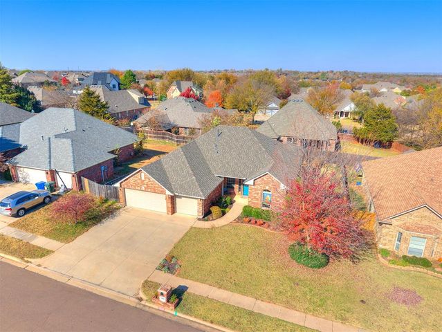 1810 Barrington Drive, Norman, OK 73071