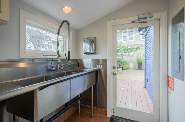 157 15th Street, Pacific Grove, CA 93950