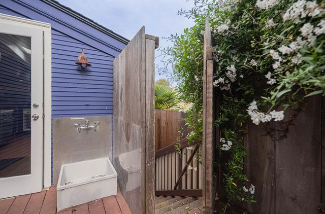 157 15th Street, Pacific Grove, CA 93950