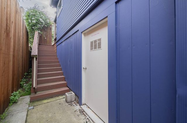 157 15th Street, Pacific Grove, CA 93950