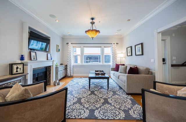 157 15th Street, Pacific Grove, CA 93950