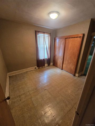 10441 92nd Avenue, Richmond Hill, NY 11418