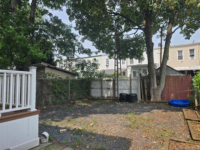 10441 92nd Avenue, Richmond Hill, NY 11418