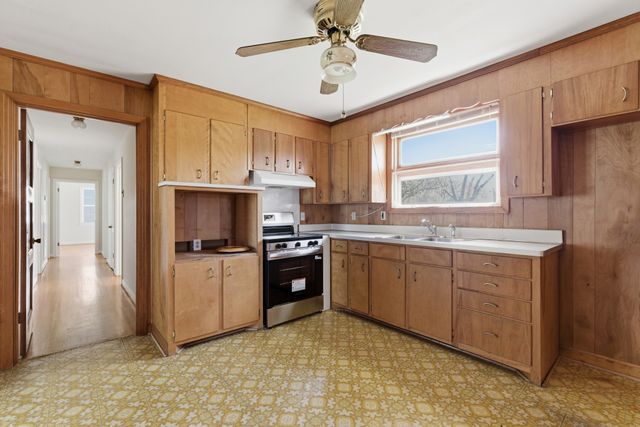 547 McMurray Dr, Nashville, TN 37211