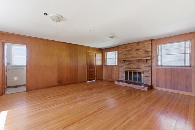 547 McMurray Dr, Nashville, TN 37211