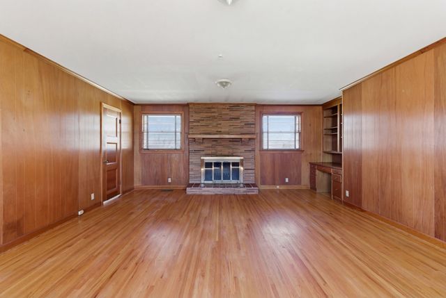 547 McMurray Dr, Nashville, TN 37211