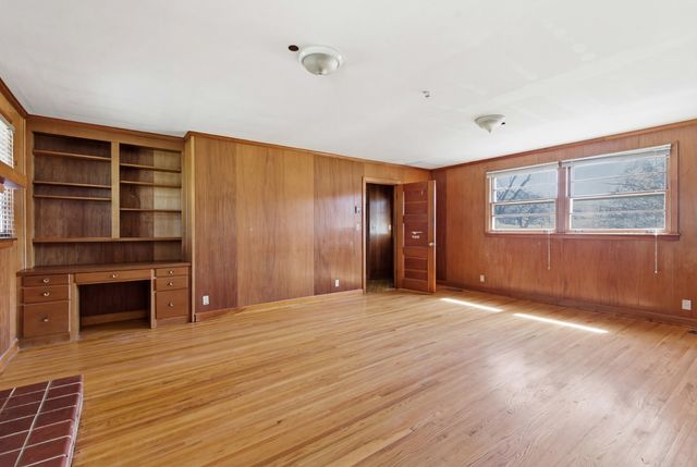 547 McMurray Dr, Nashville, TN 37211