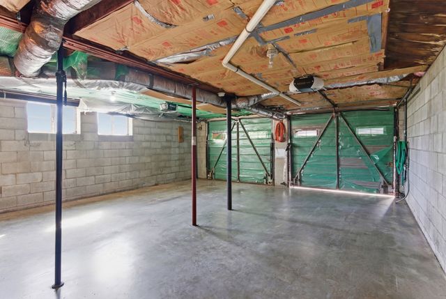 547 McMurray Dr, Nashville, TN 37211