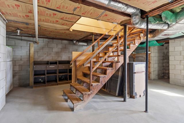 547 McMurray Dr, Nashville, TN 37211