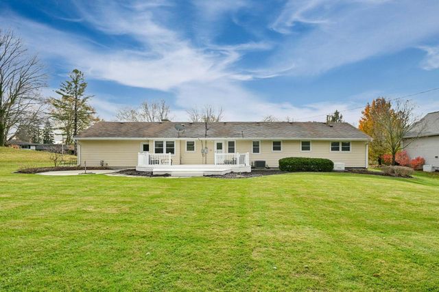 17260 Windemere ROAD, Brookfield, WI 53045
