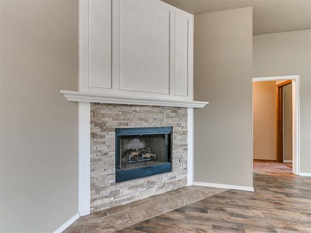 1402 SW 23rd Street, Moore, OK 73170