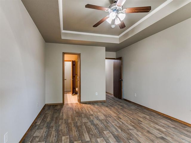 1402 SW 23rd Street, Moore, OK 73170