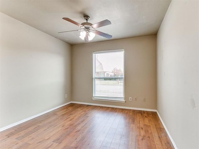 1402 SW 23rd Street, Moore, OK 73170