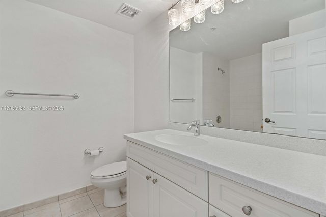 3021 Alcazar Place 305, Palm Beach Gardens, FL 33410