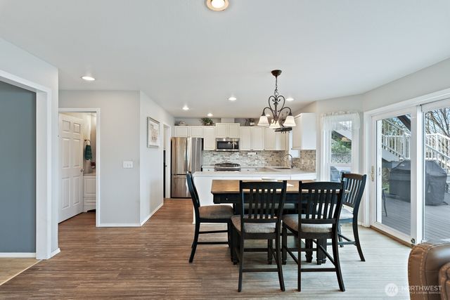 2412 16th Street, Anacortes, WA 98221
