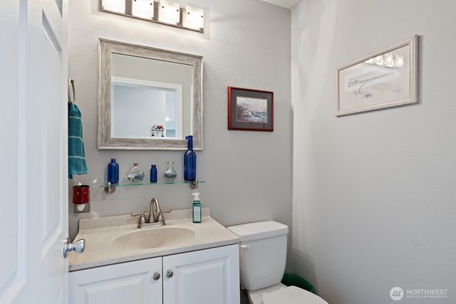 2412 16th Street, Anacortes, WA 98221