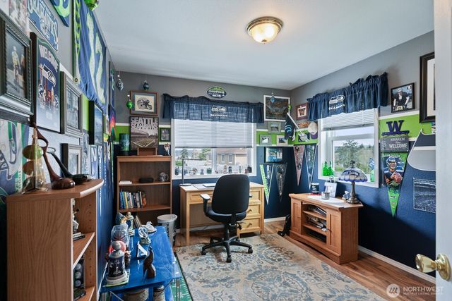2412 16th Street, Anacortes, WA 98221