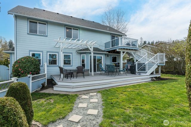 2412 16th Street, Anacortes, WA 98221
