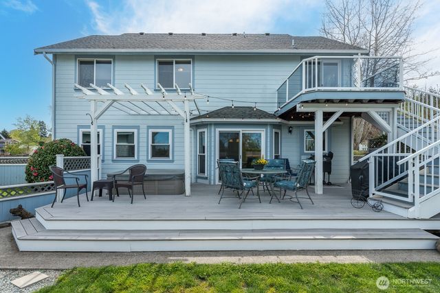 2412 16th Street, Anacortes, WA 98221
