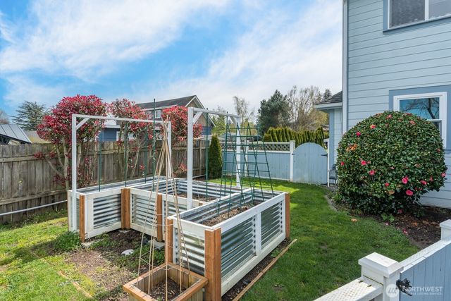 2412 16th Street, Anacortes, WA 98221